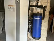Installation pompe à chaleur hydraulique air/eau à Pacé par EnjoyEnergy